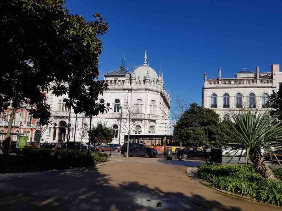 The White Suite Principe Real Lisboa Exterior foto